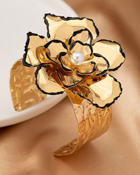 Golden Floral Pearl Stud Handcuff