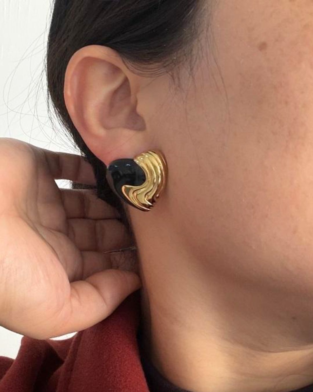 Candy Black Heart Stud Earrings