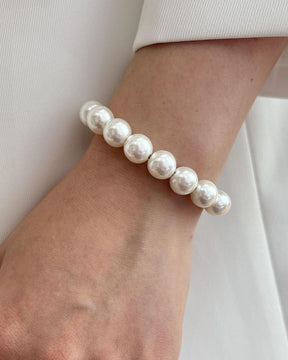 Chic Pearl Ball Statement Bracelet - Medium