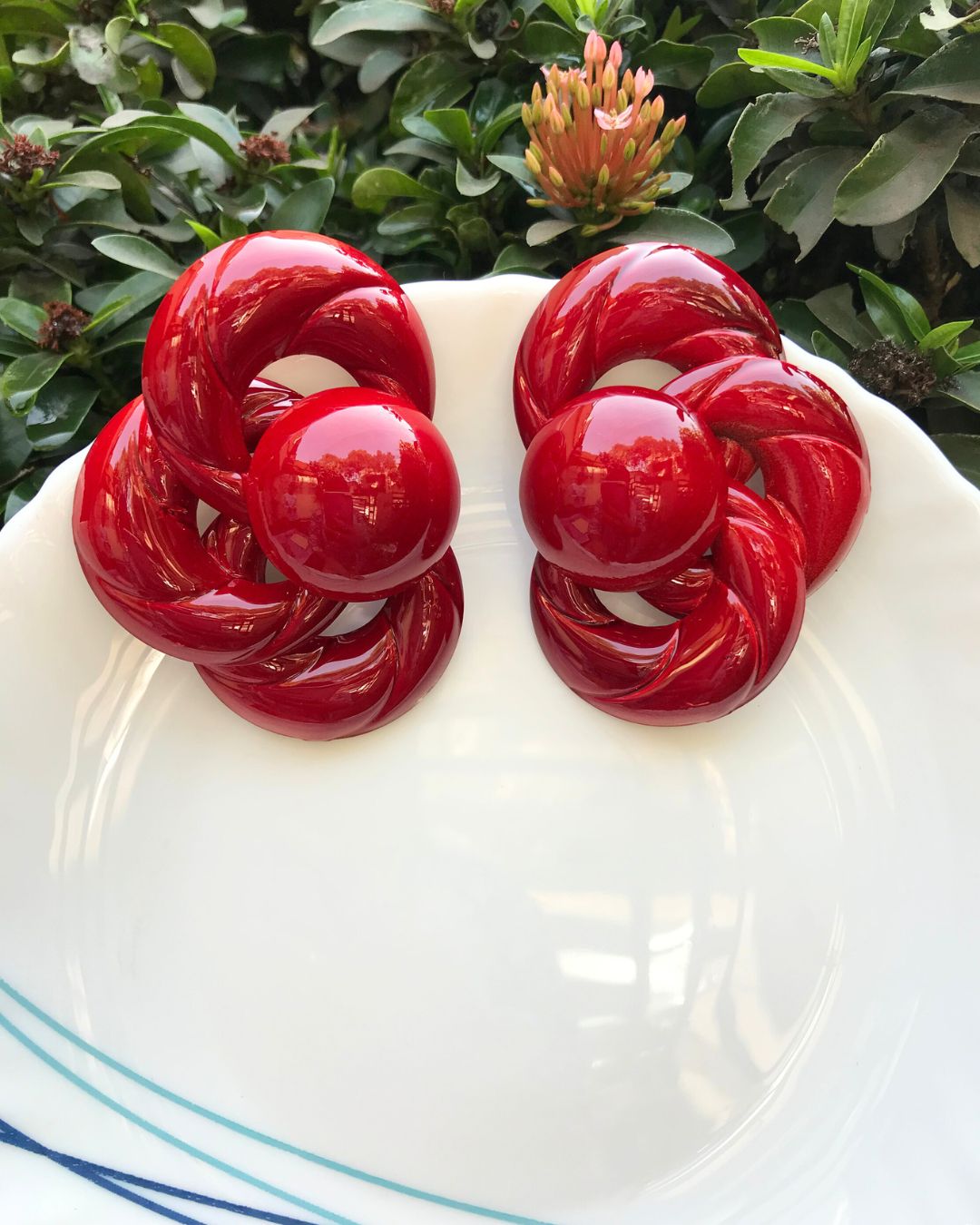 Red Twist Knot Retro Stud Earrings