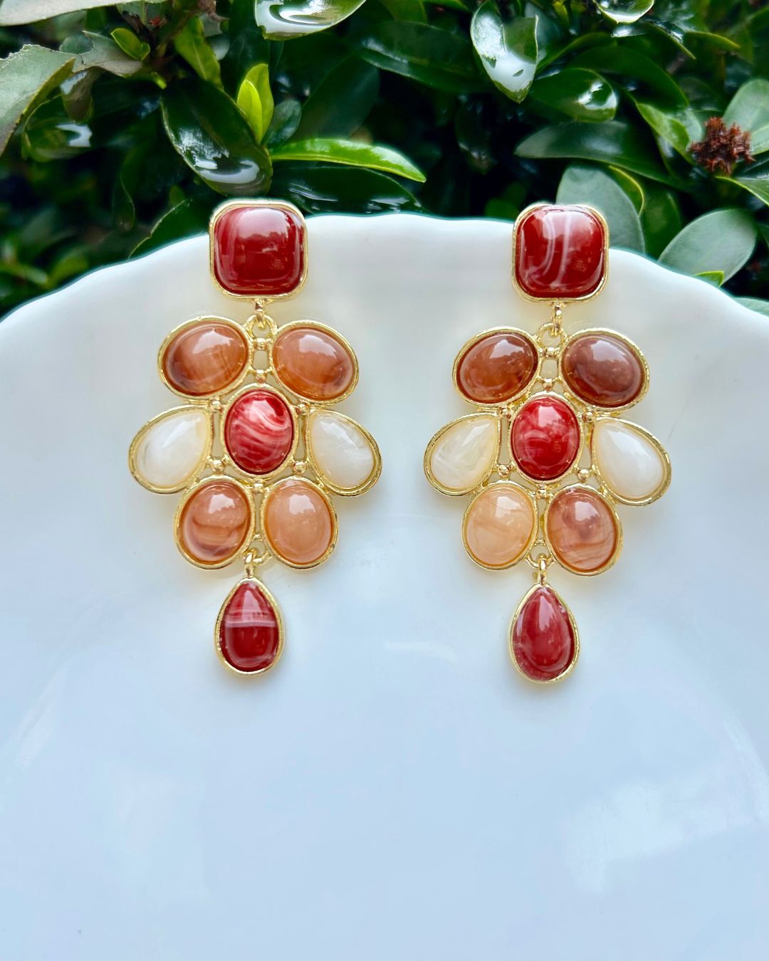 Minimalist Geometric Oval Resin Drop Earrings