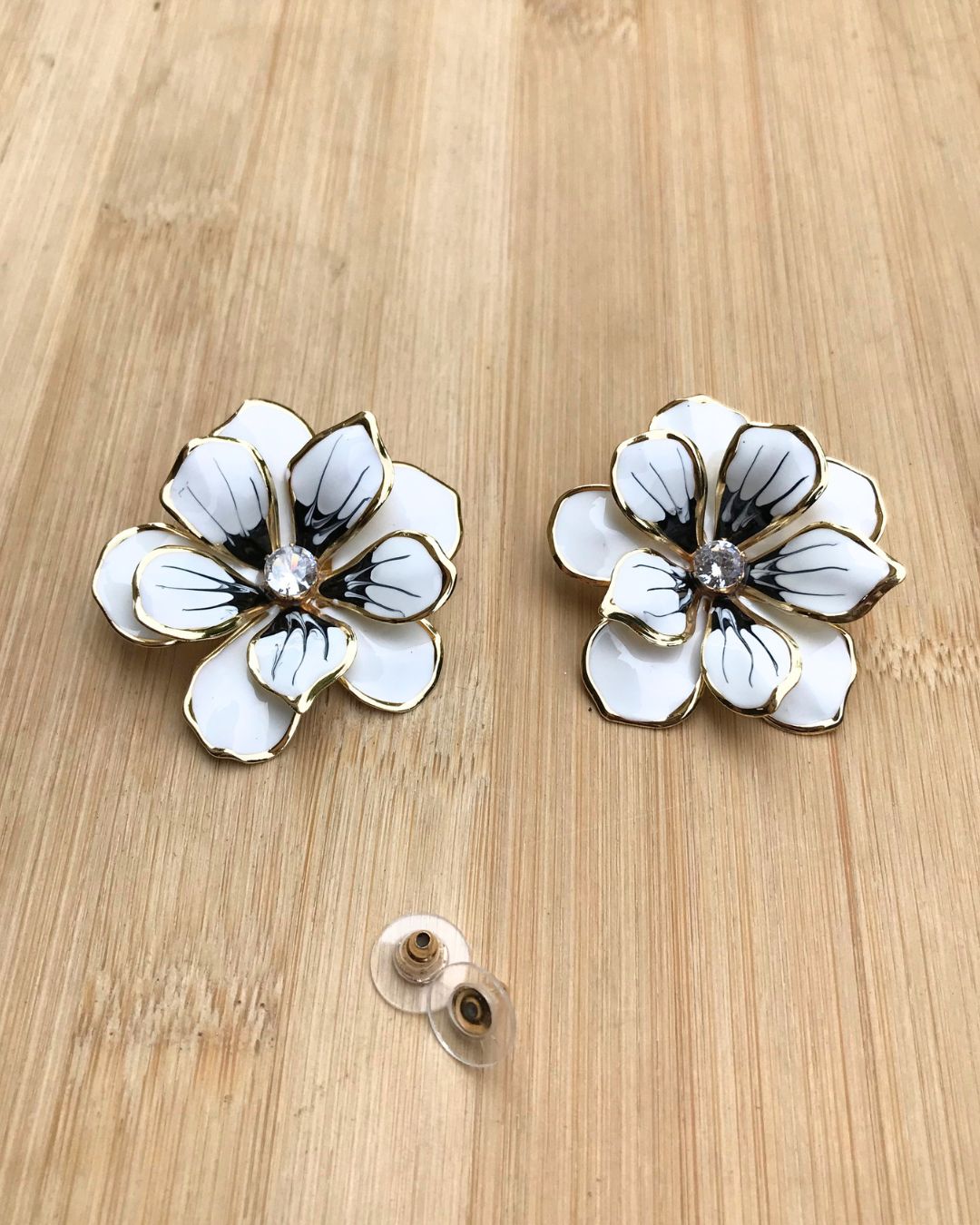 White Flower Enamel Stud Earrings
