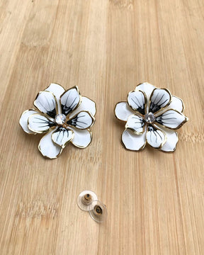 White Flower Enamel Stud Earrings