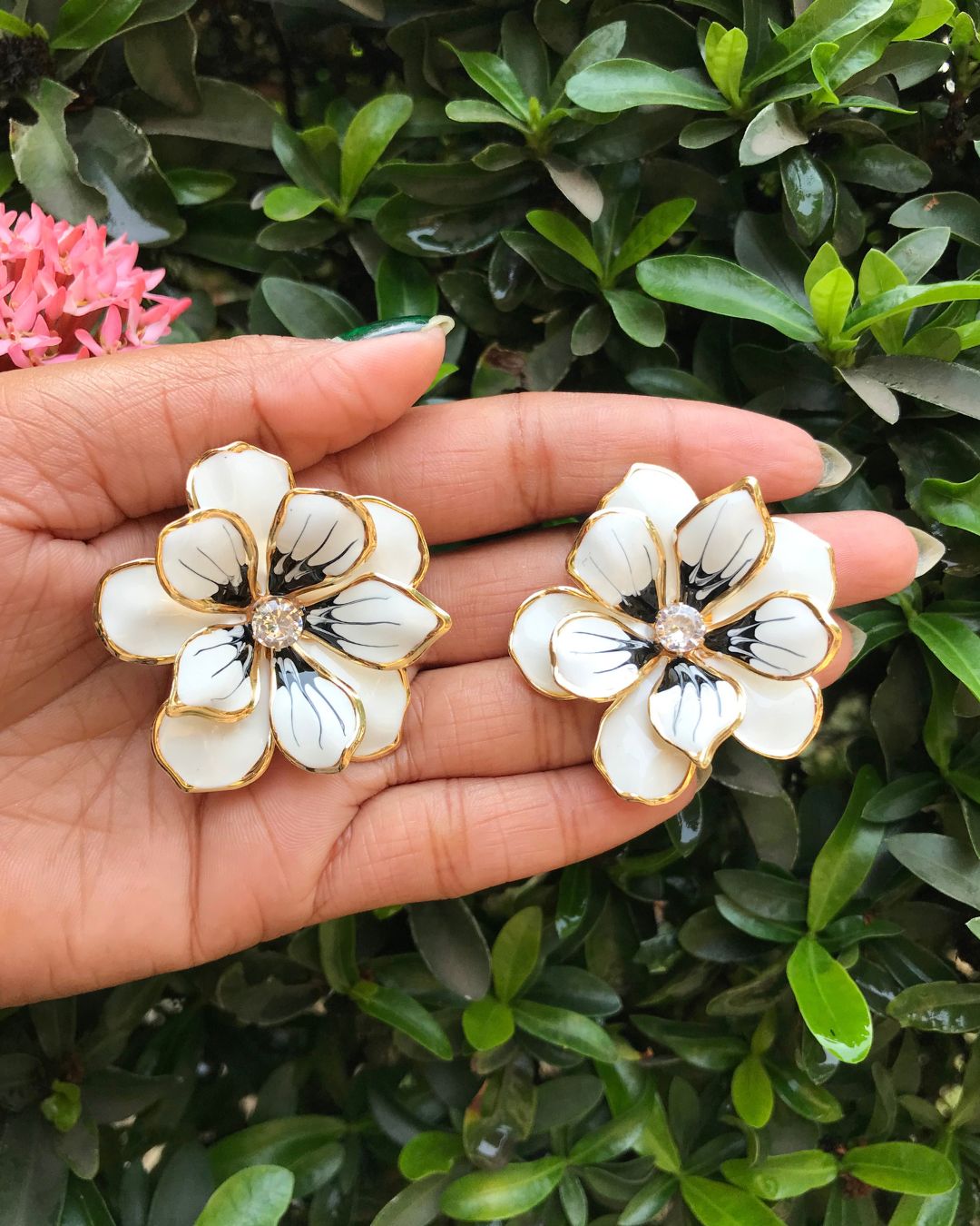 White Flower Enamel Stud Earrings