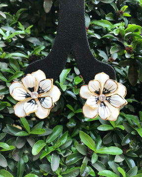 White Flower Enamel Stud Earrings