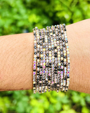 Stretchable Black & White Gold - Plated Bracelet - Pack of 12