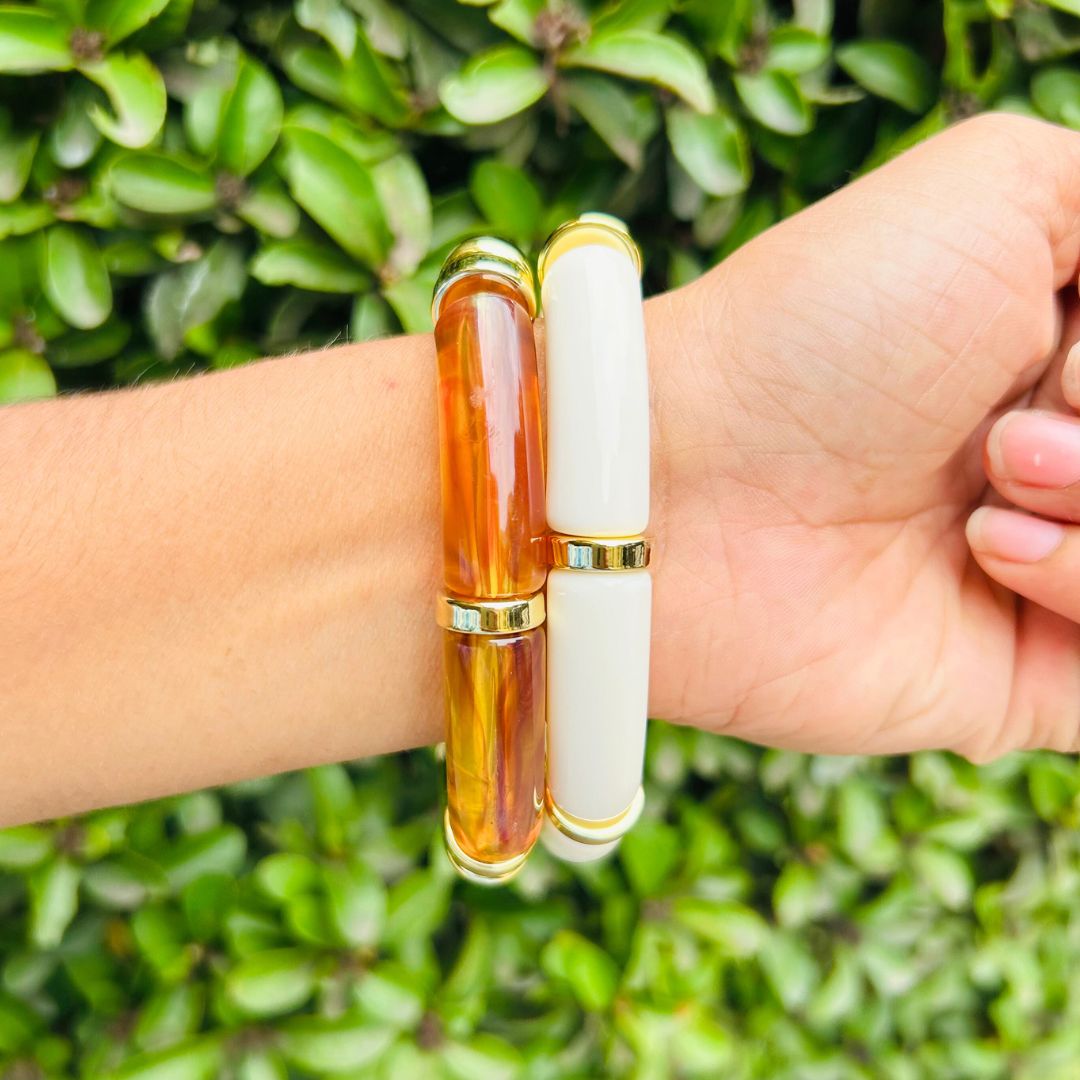 Vintage Acrylic Bracelet Set - White And Brown