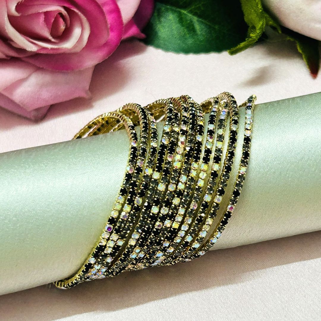 Stretchable Black & White Gold - Plated Bracelet - Pack of 12