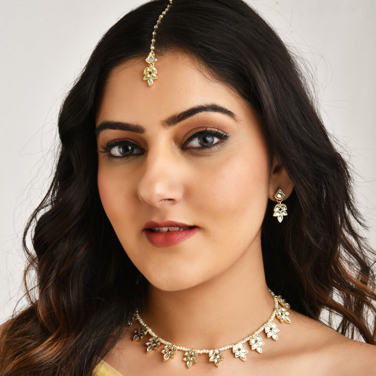 Laida Gold-Plated Kundan-Studded & Beaded Jewellery Set