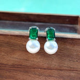 Bijou Pearl Stud Earrings