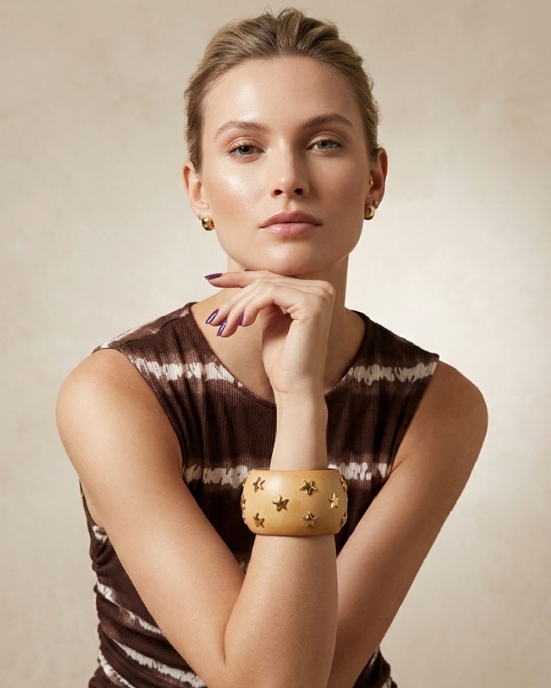 Ivory Wooden Retro Golden Star Bracelet