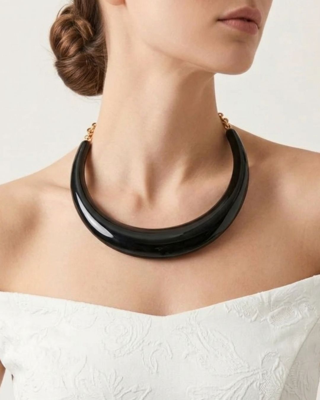 Black Resin Acrylic Collar Necklace