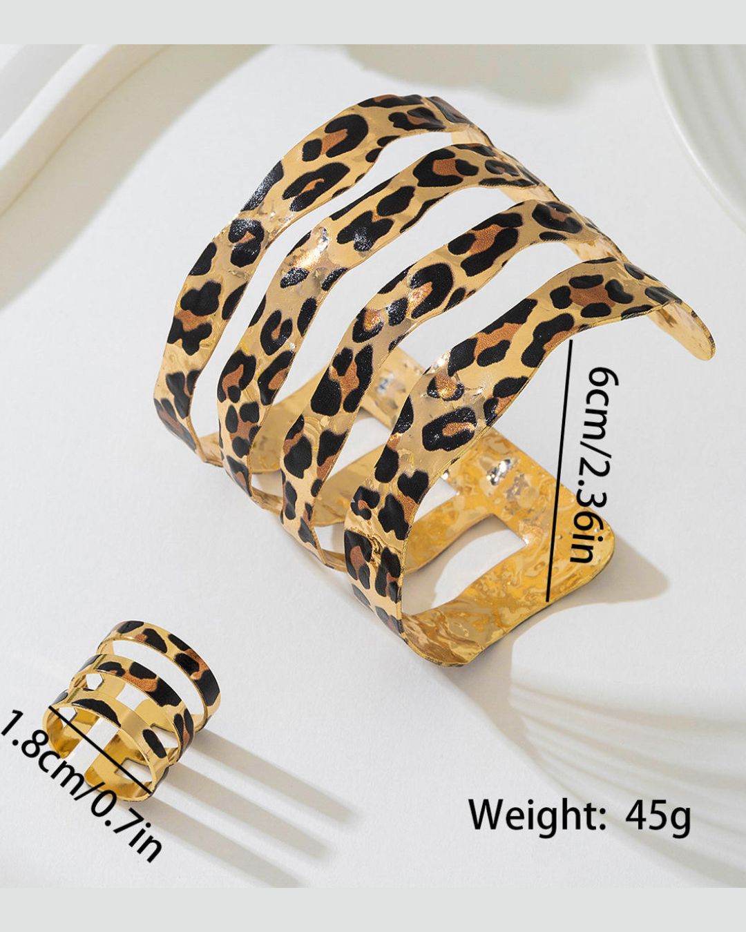 Animal Print Structured Handcuff With Finger Ring