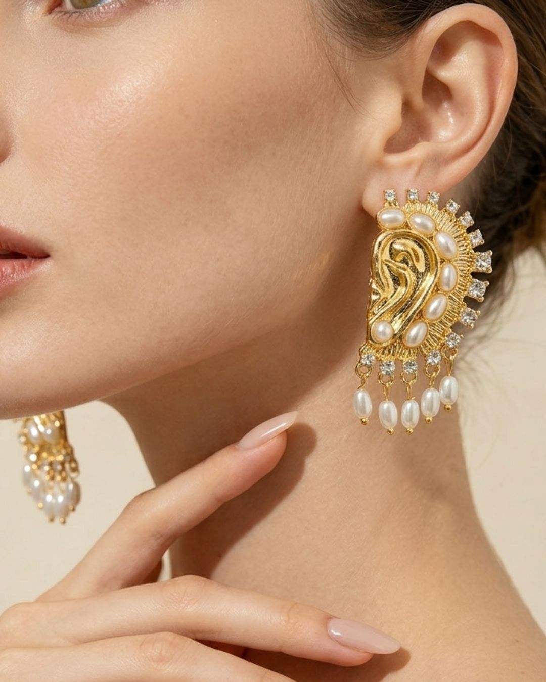 Vintage Ear Shaped Pearl Tassel Drop Earrings