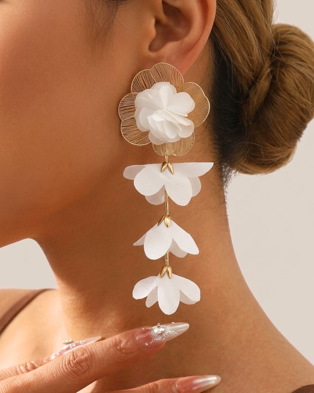 White Feather- lite Golden Flower Drop Earrings