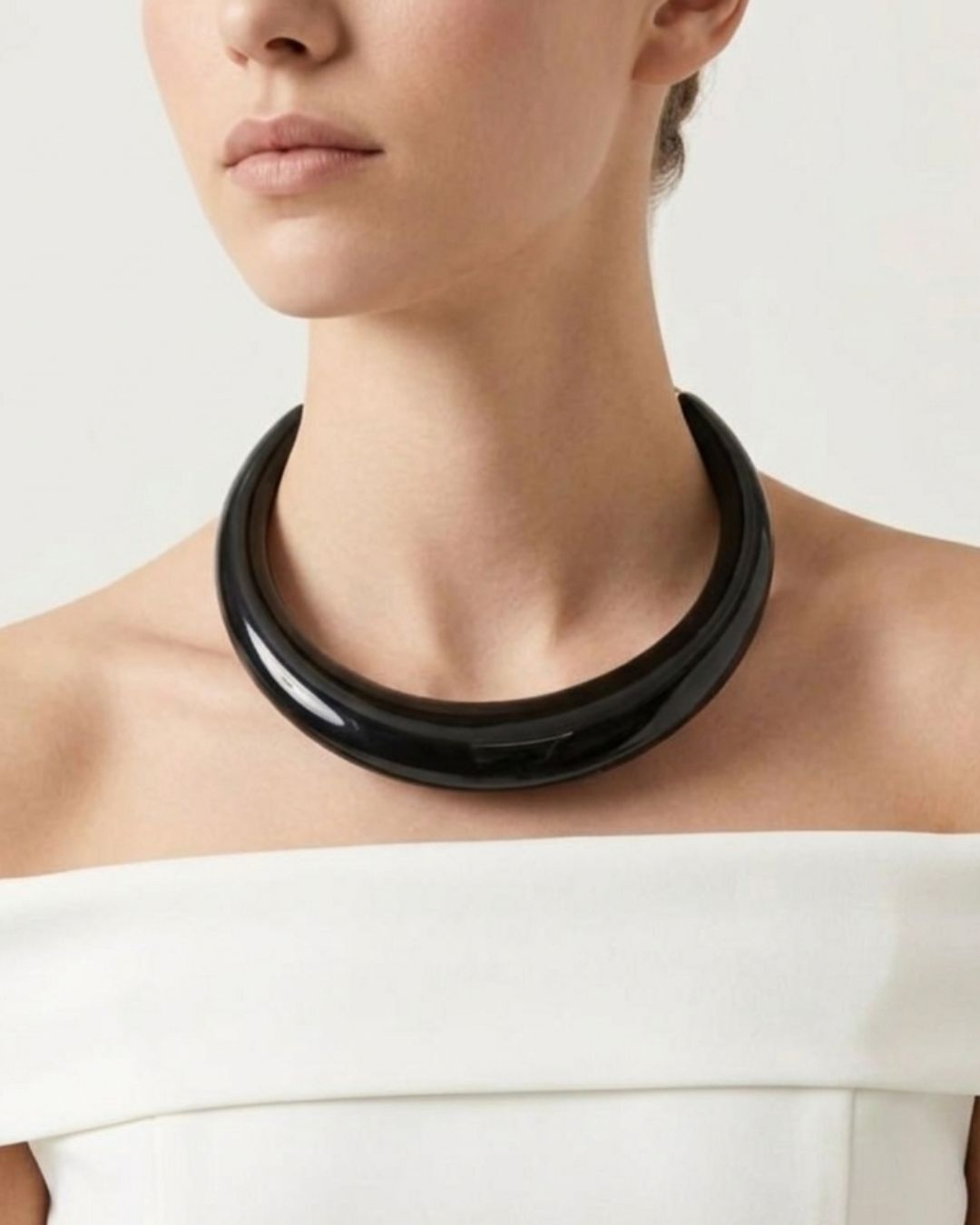 Black Resin Acrylic Collar Necklace