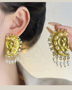 Vintage Ear Shaped Pearl Tassel Drop Earrings