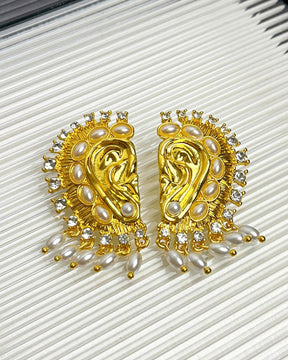 Vintage Ear Shaped Pearl Tassel Drop Earrings