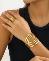 Golden Minimalist Cage Handcuff With Finger Ring