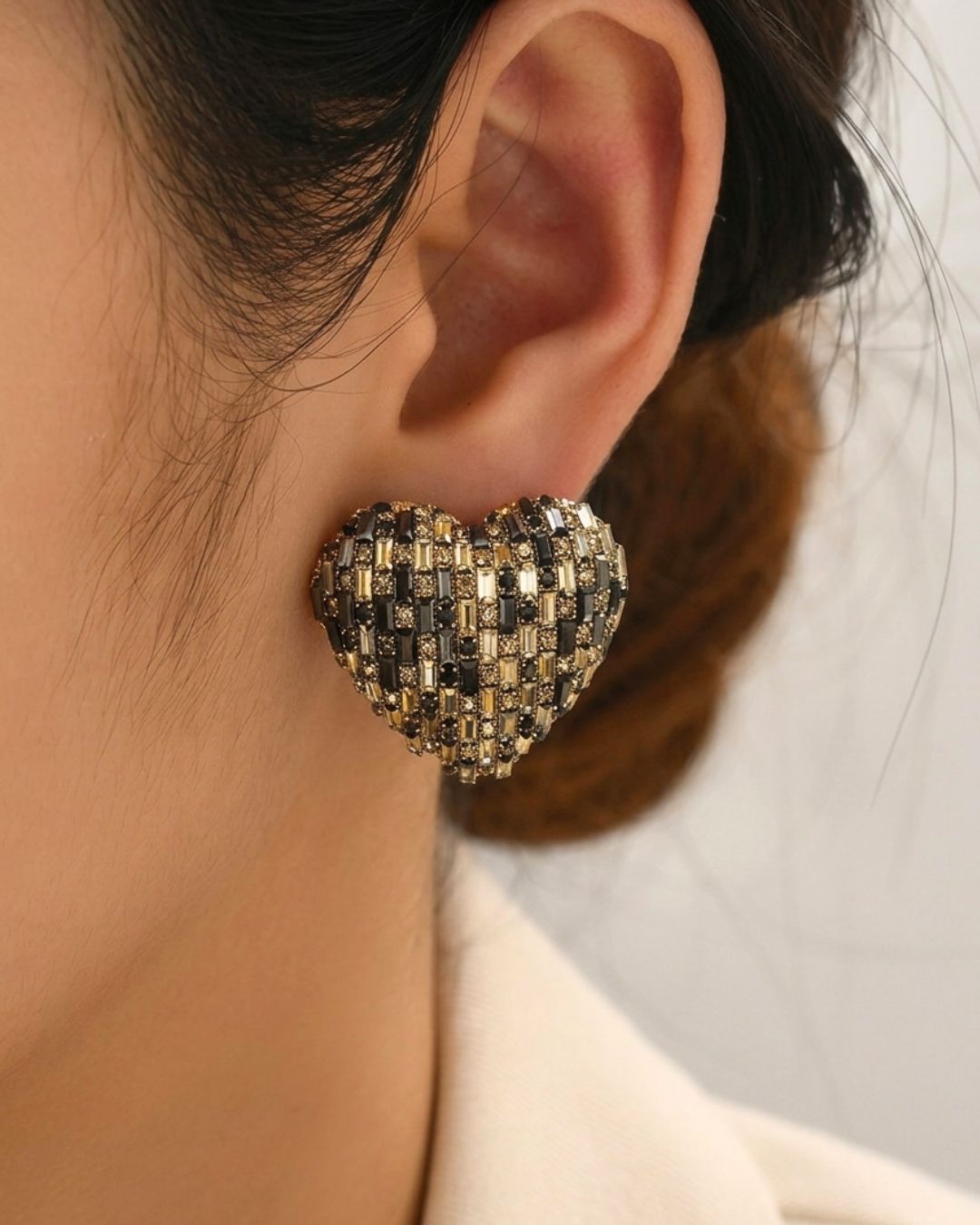 Bling Blogger Black Golden Heart Earrings - Big
