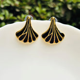 Shell  Black Stud Earrings