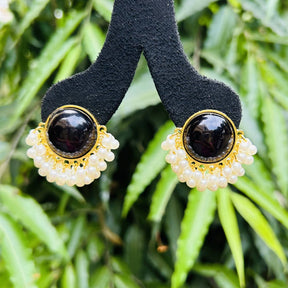 Black Round Pearl Stud Earrings