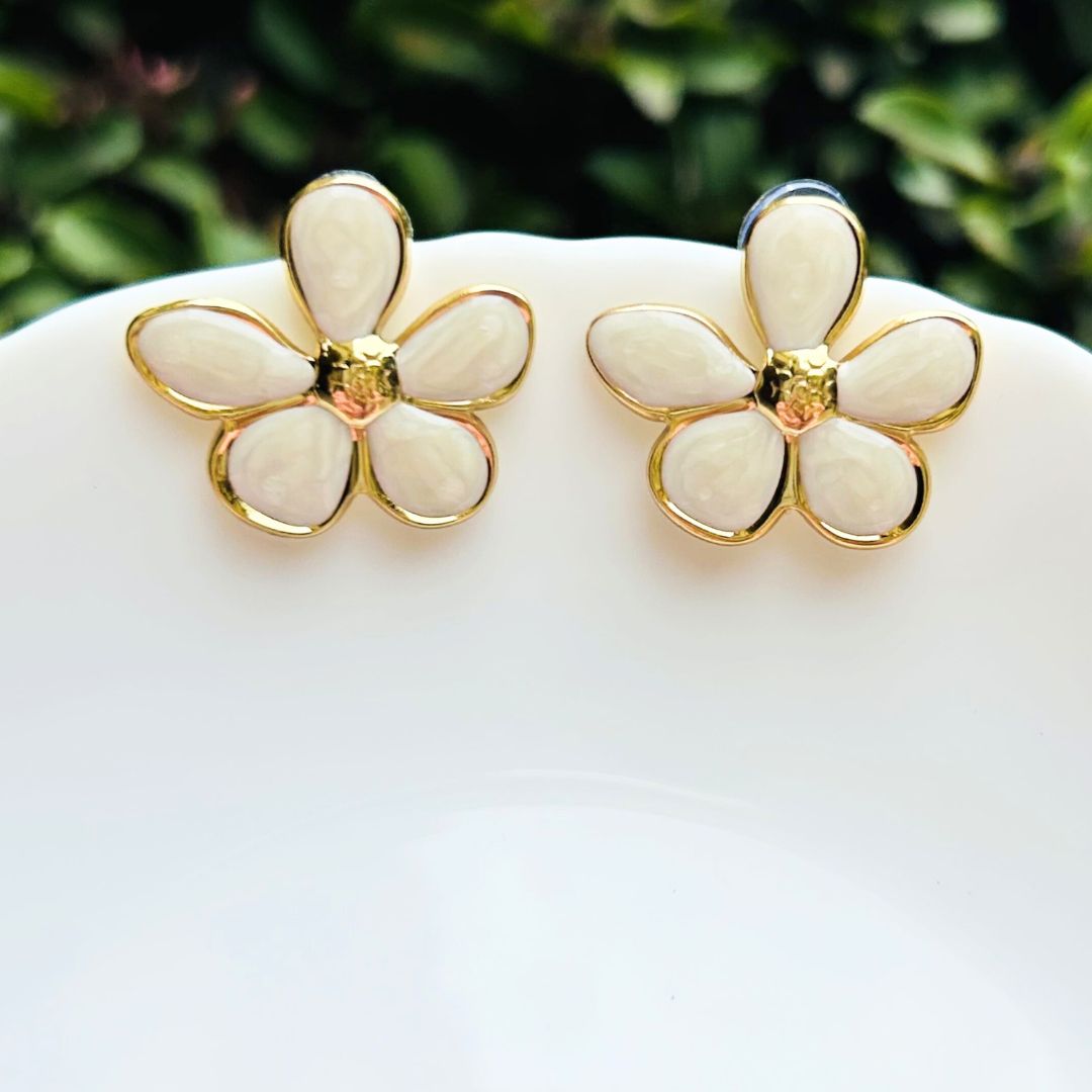 Floral White Stud Earrings