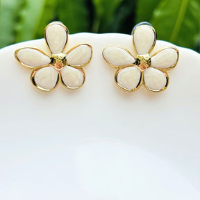Floral White Stud Earrings