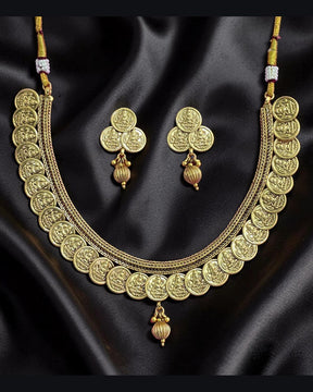 Chitra Antique Golden Necklace Set