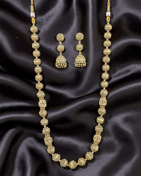 Garvitha Antique Golden Necklace Set