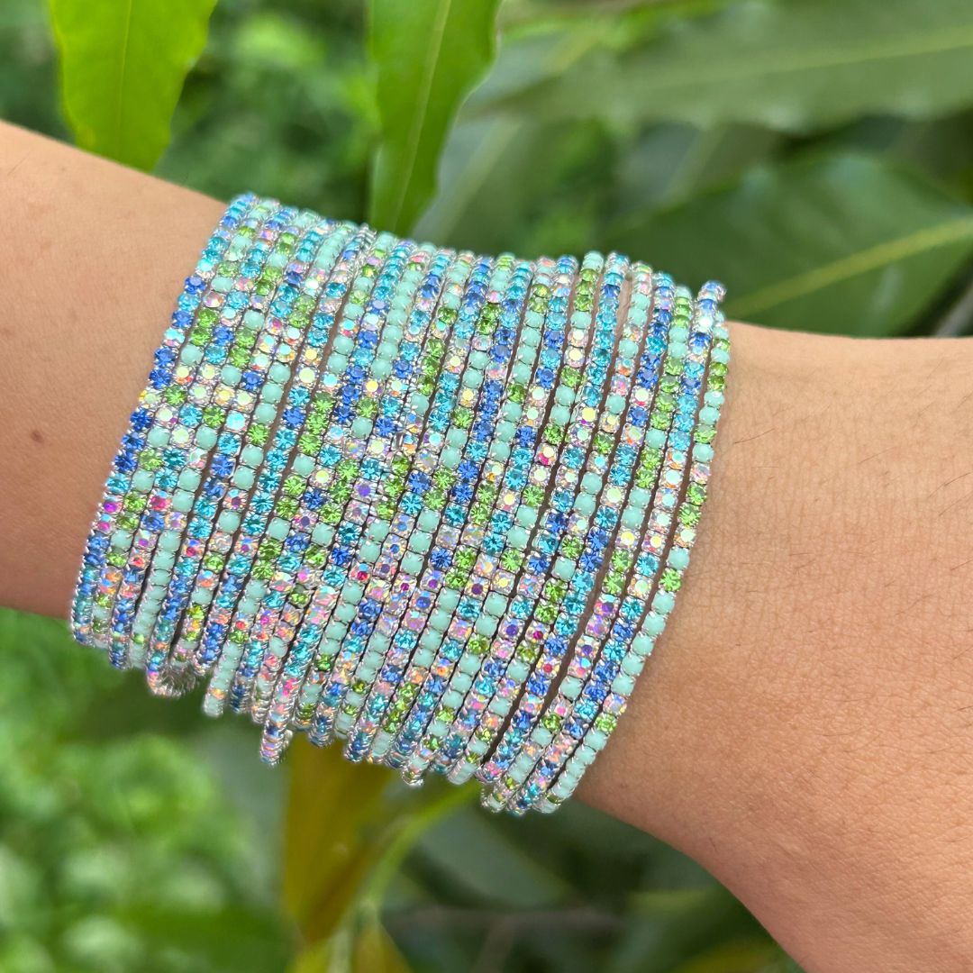 Stretchable Lime Green And Blue Silver Plated Bracelet - Pack of 24