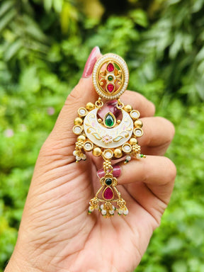 Noor-e-zewar Kundan Ruby Studded Necklace Set