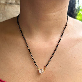 Sakina Solitaire American Mangalsutra Set