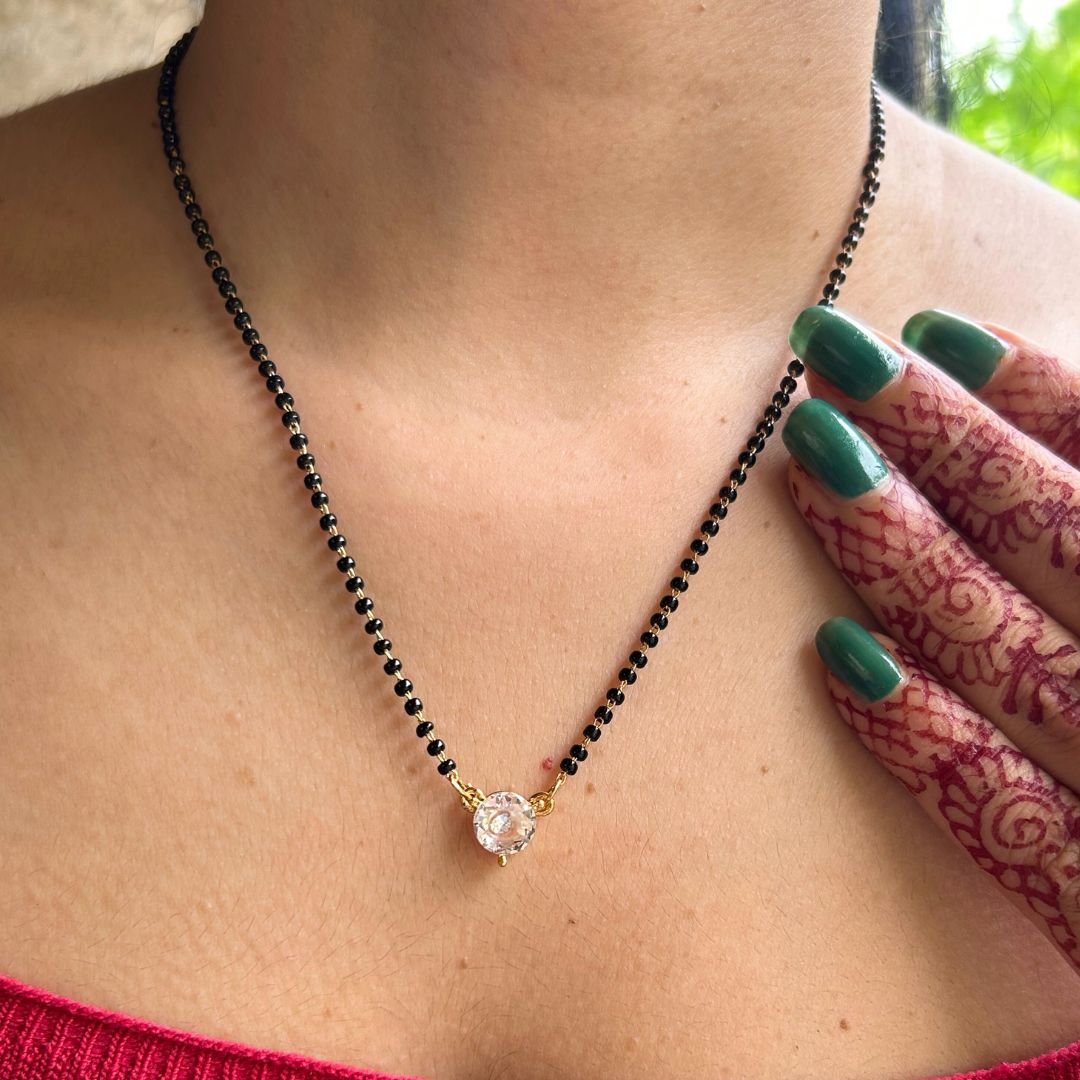 Sakina Solitaire American Mangalsutra Set