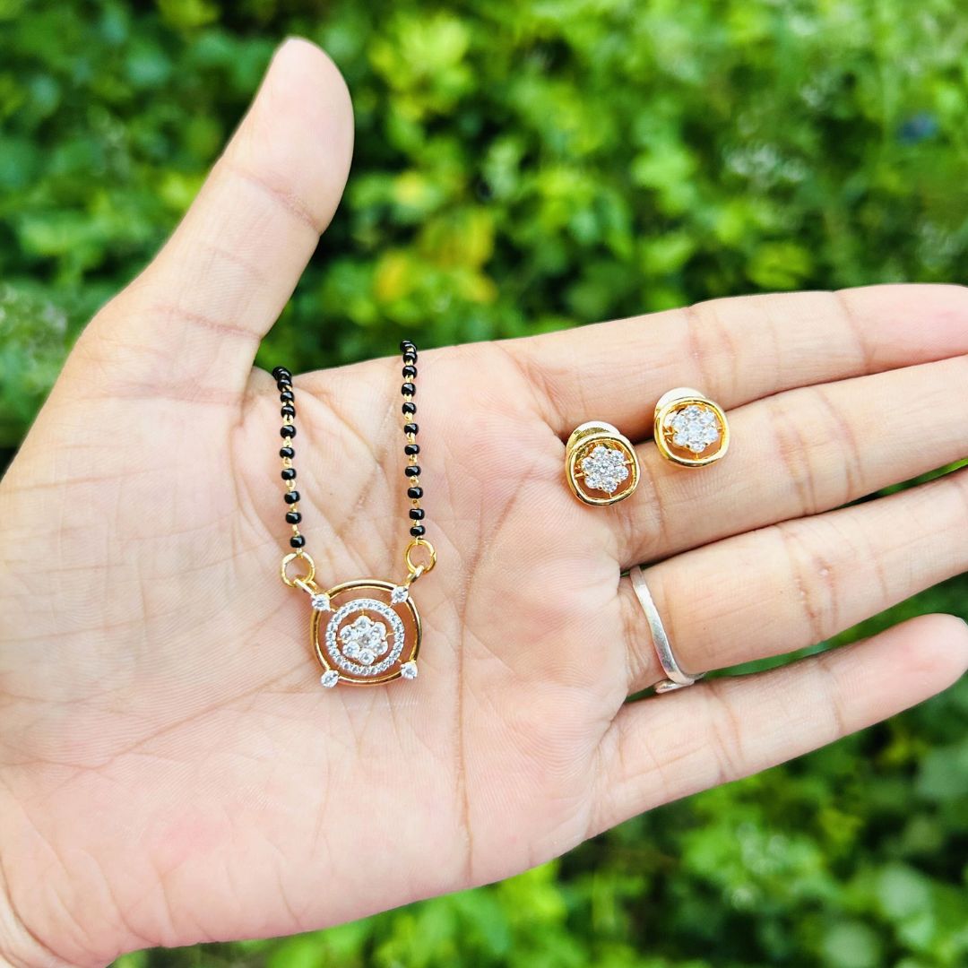 Vrishti Solitaire American Mangalsutra Set