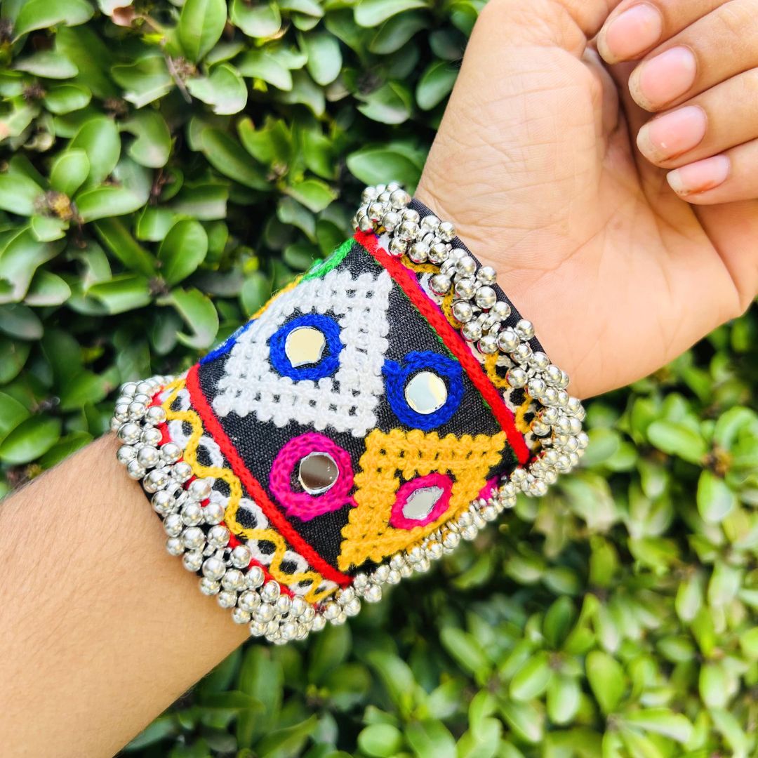 Navratri Special Premium Thread Mirror Ghungroo Bracelet / Kada