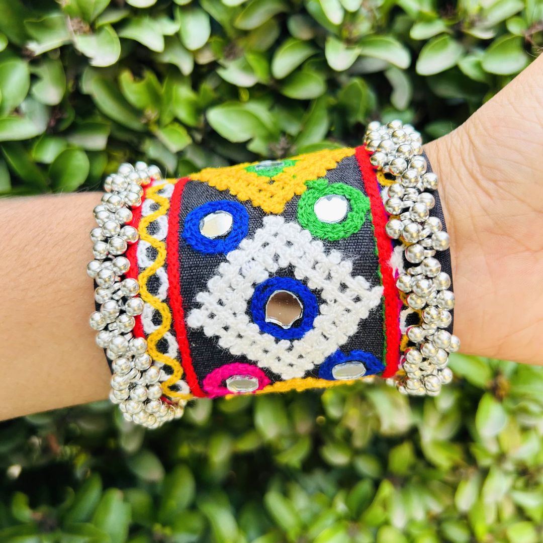 Navratri Special Premium Thread Mirror Ghungroo Bracelet / Kada