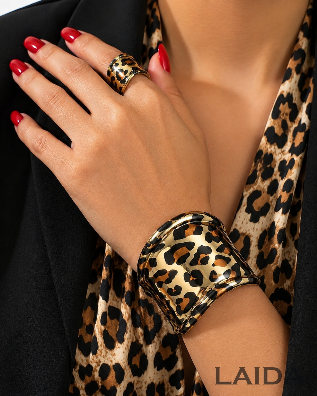 Animal Print Gold - Plated Handcuff with finger-ring