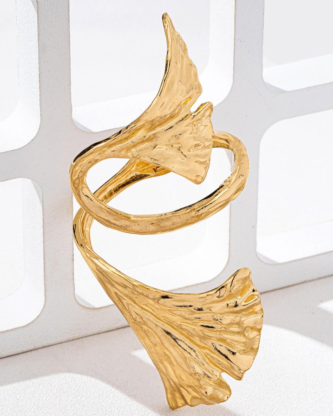 Golden Minimalist Leaf Bracelet