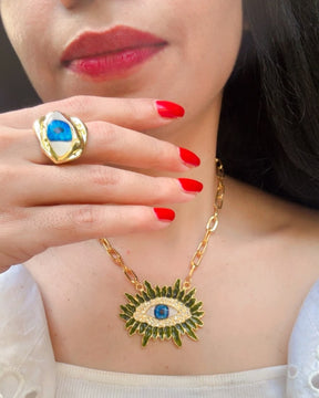 Vintage Olive Green Resin Blue Evil Eye Pendant Necklace