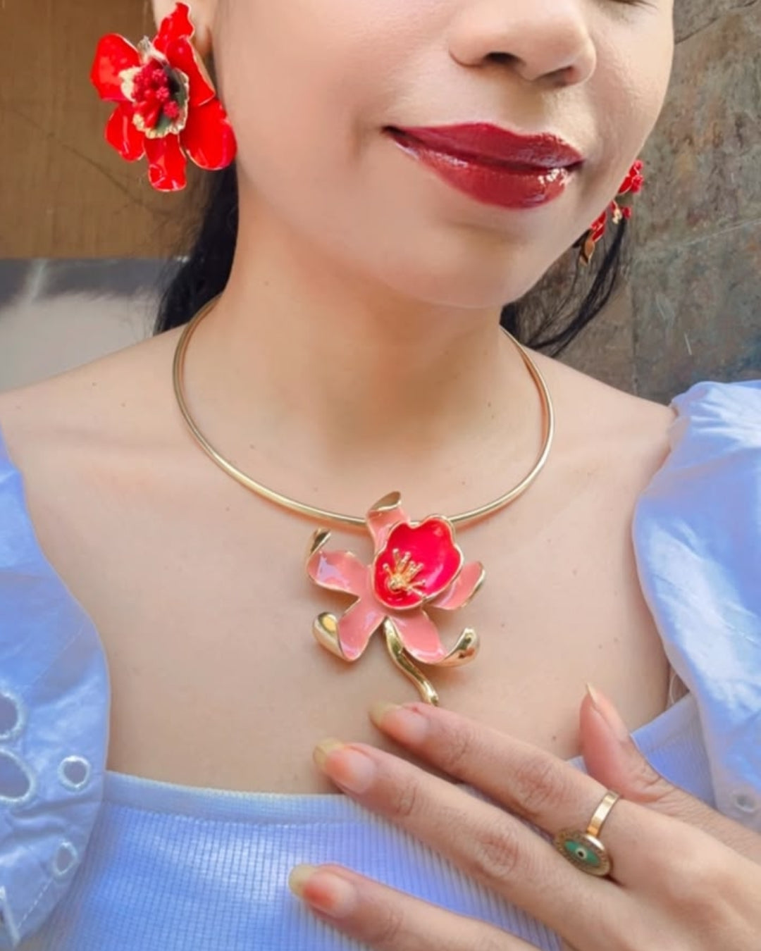 Pink Resin Flower Hasli Necklace