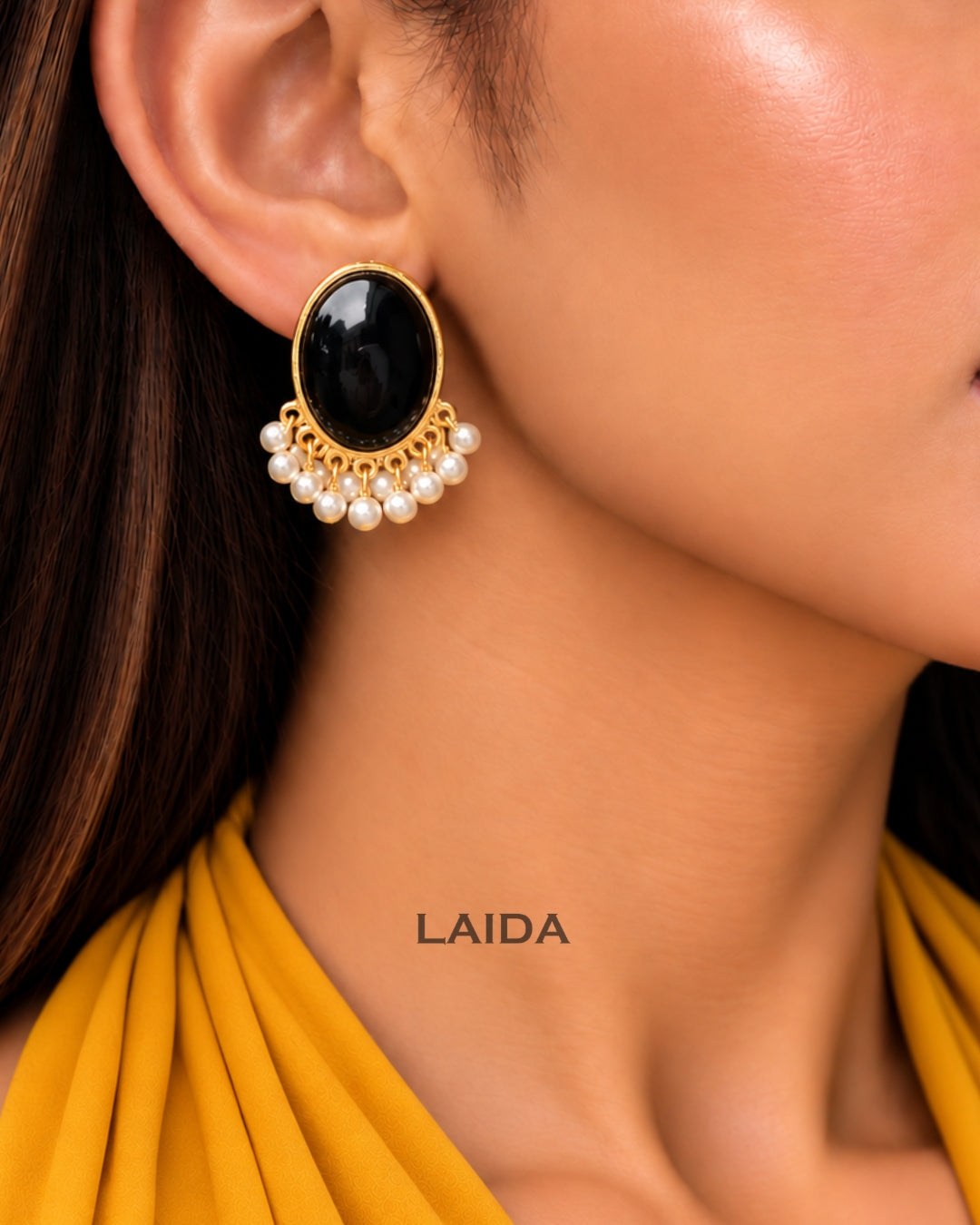 Black Oval Pearl Stud Earrings