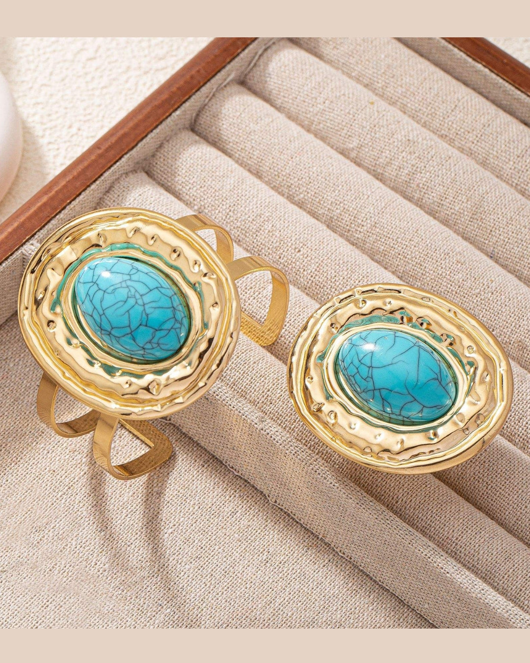 Retro Turquoise Pearl Handcuff With Finger Ring