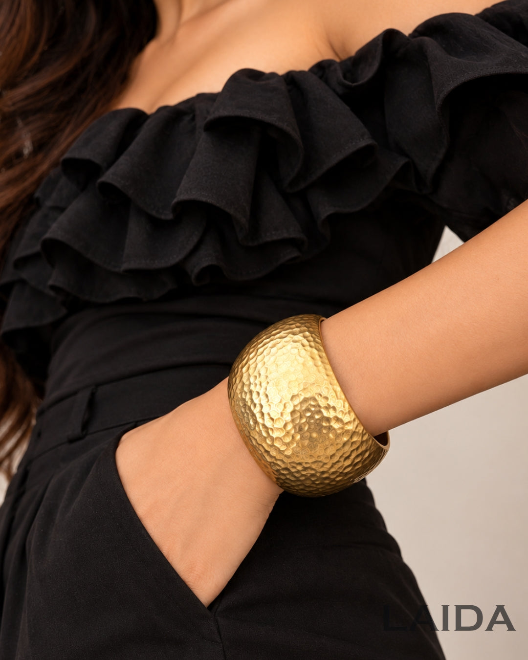 Golden Wide Texture Bracelet