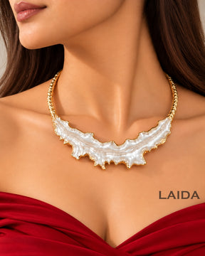 White Resin Textured Hasli Necklace