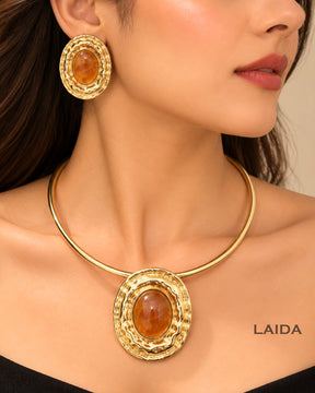 Brown Oval Resin Hasli Necklace With Earrings