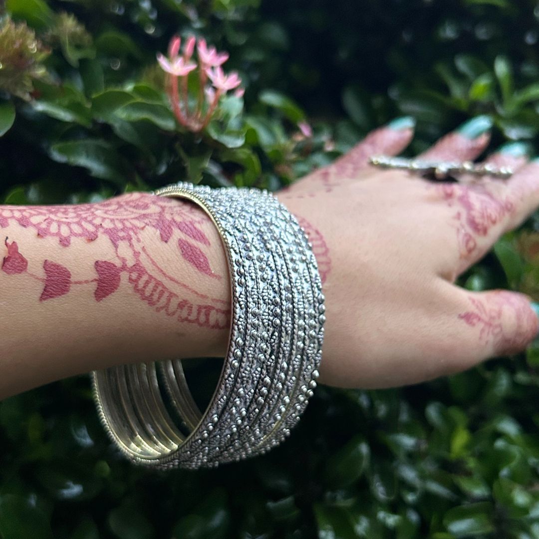 Laida Set of 8 German Silver Silver-Plated Oxidised Bangles