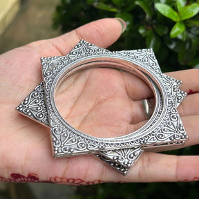 Laida Set of 4 Silver-Plated Oxidised Square Bangles