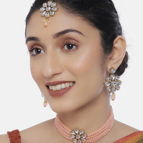 Laida Women Gold-Plated & Peach-Coloured Jewellery Set With Maangtika