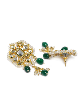 Laida Women Gold-Plated & Green Kundan Studded Jewellery Set